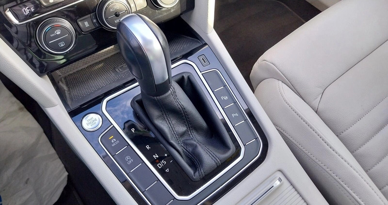 Volkswagen Passat cena 164900 przebieg: 70296, rok produkcji 2020 z Szydłowiec małe 667